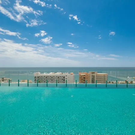 Modern Apartment, With Large Terrace And Panoramic Sea Views, In Fuengirola Apartament Malaga