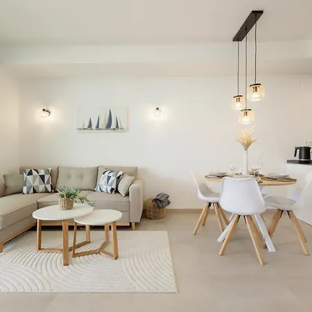 Apartament Modern Apartment, With Large Terrace And Panoramic Sea Views, In Fuengirola Malaga